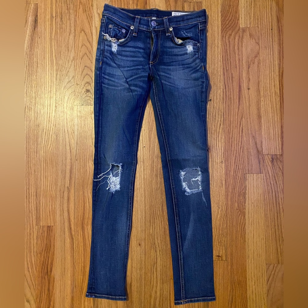 Knee ripped jeans